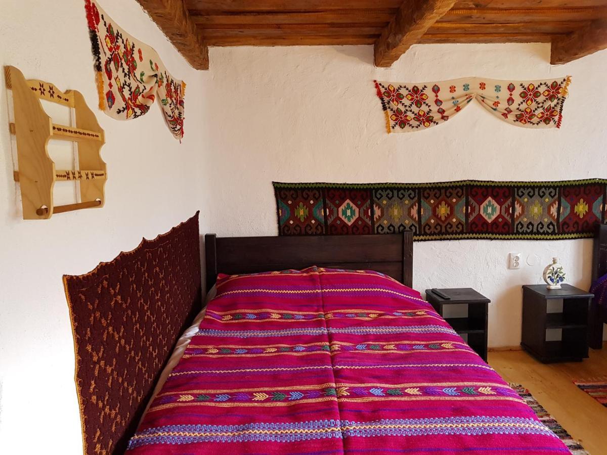 Hotel Satu Muscelean Albestii de Muscel Esterno foto