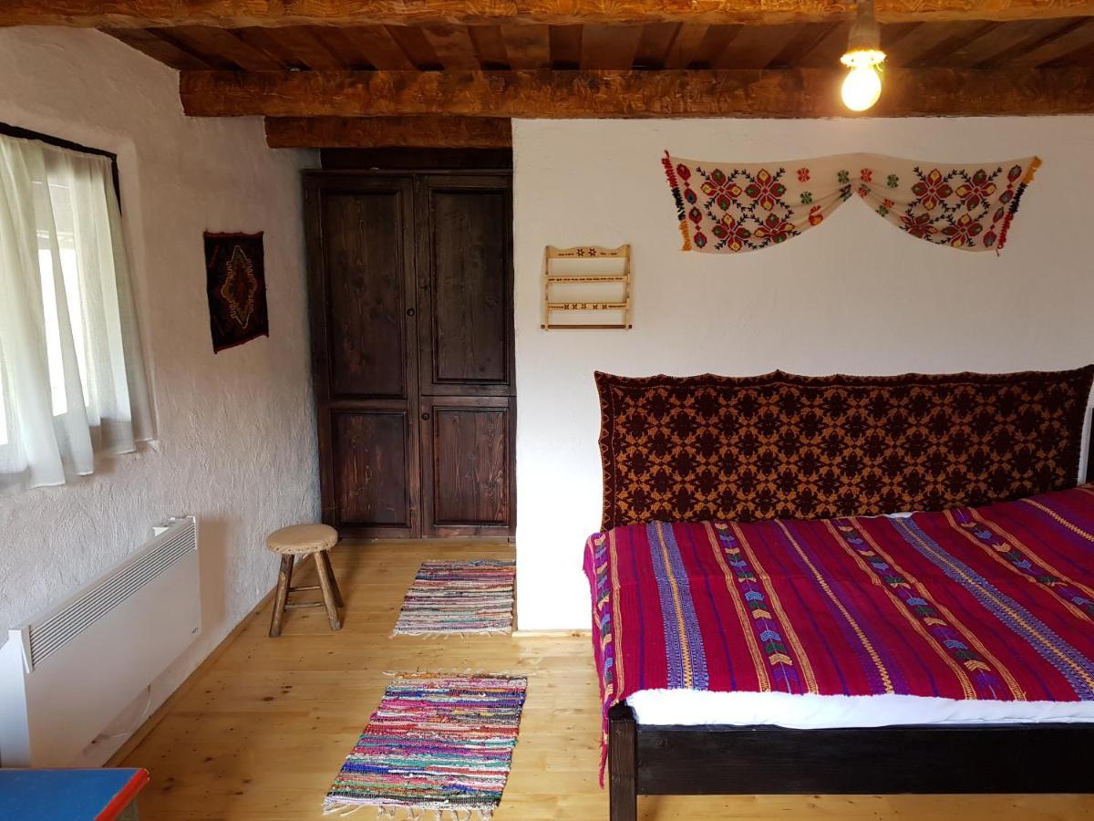 Hotel Satu Muscelean Albestii de Muscel Esterno foto