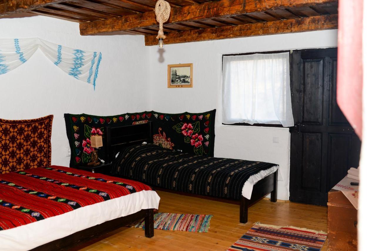 Hotel Satu Muscelean Albestii de Muscel Esterno foto