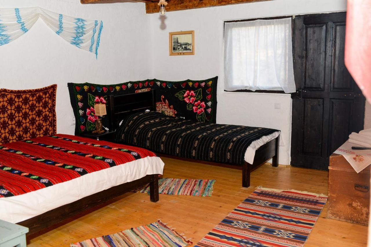 Hotel Satu Muscelean Albestii de Muscel Esterno foto