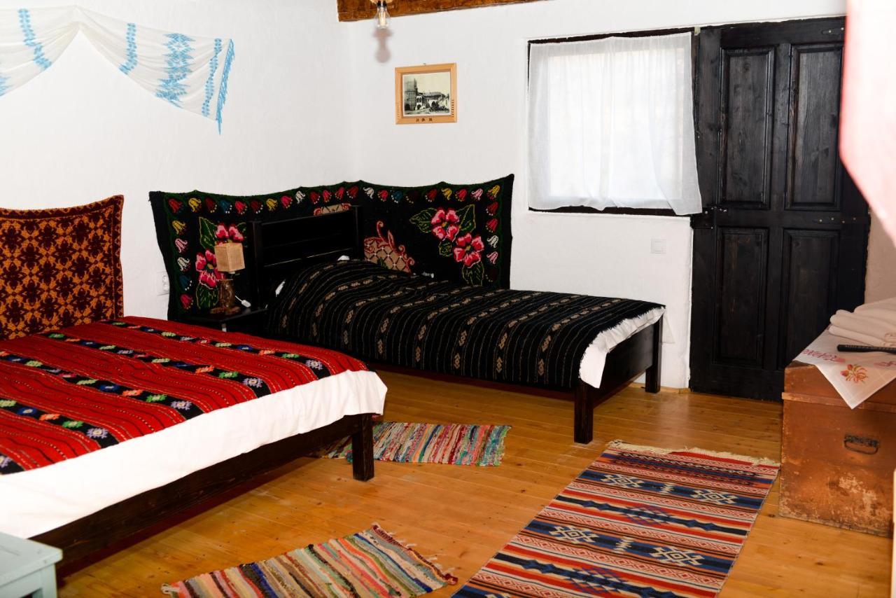 Hotel Satu Muscelean Albestii de Muscel Esterno foto