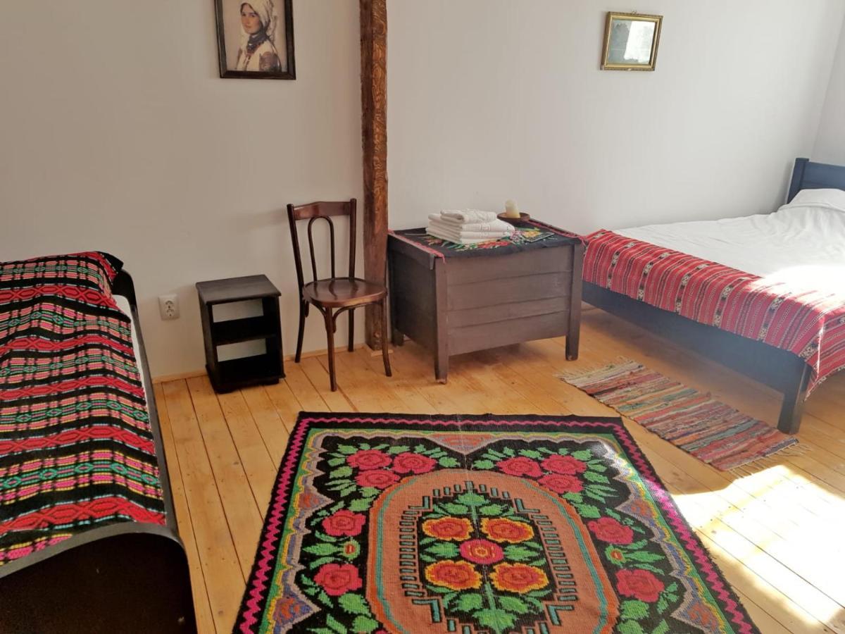 Hotel Satu Muscelean Albestii de Muscel Esterno foto